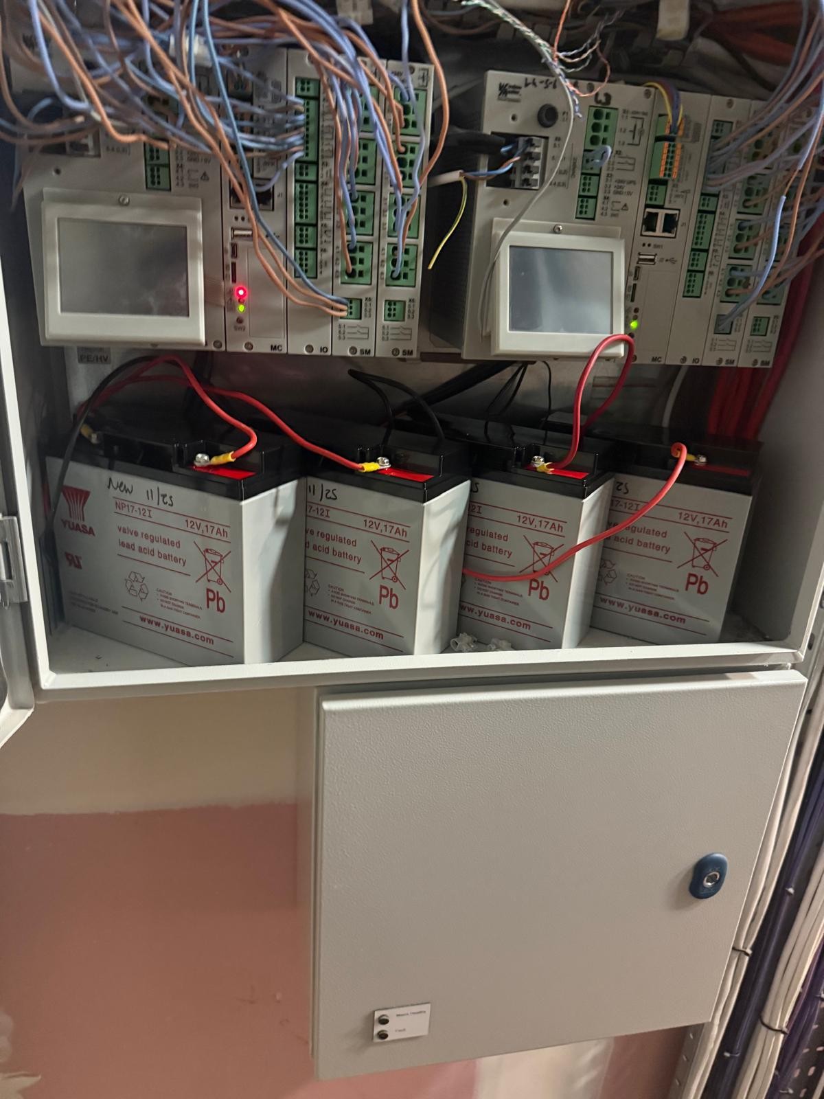 window master smoke control panel battery change croydon