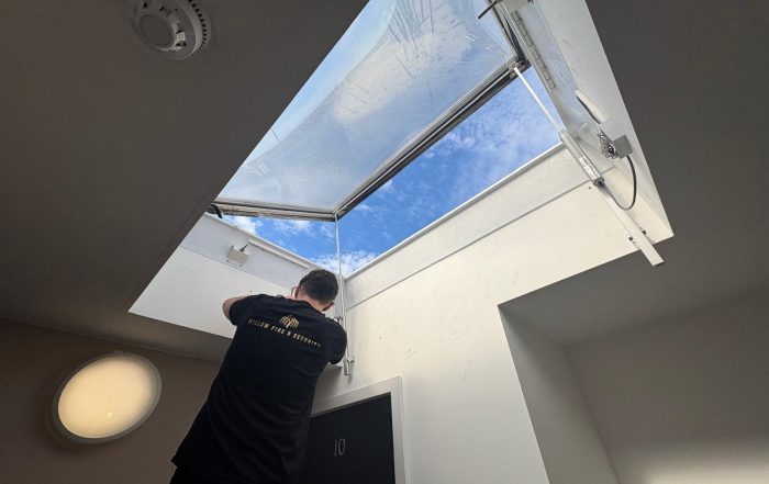 AOV Actuator Replacement & Repair Rotherhithe | Smoke Vent Repairs